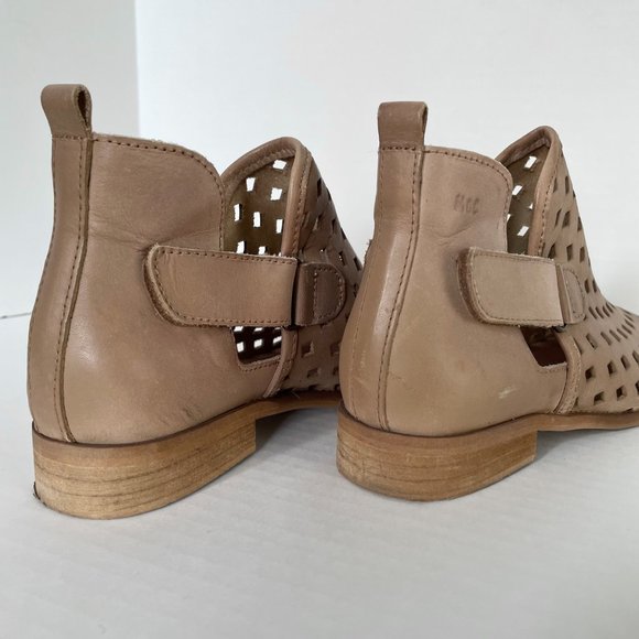 Musse & Cloud Caila Leather Perforated Western Ankle Booties Taupe 37 = 6/6.5 - Picture 4 of 13